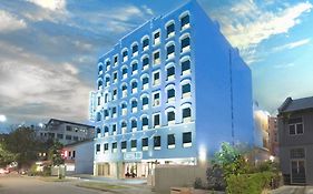 Hotel 81 Palace - Newly Renovated